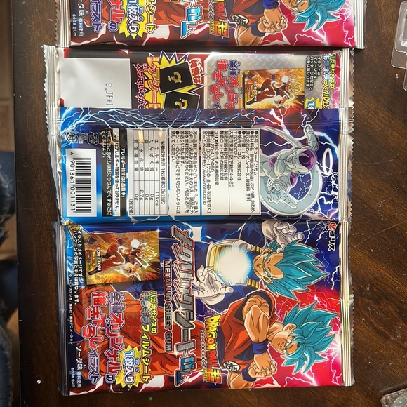 cool collectable dragon ball z gum with collectable sticker🎴 (3 packs bundle) - Picture 3 of 4
